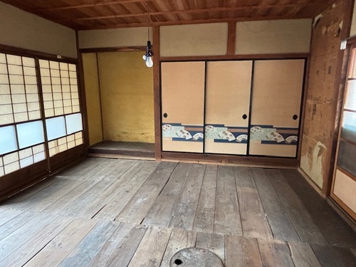 2階て前