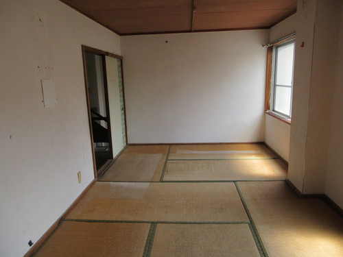 commercial 川本町川本